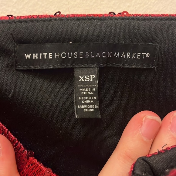 White House Black Market sequined embroidered v neck camisole size XSP - Picture 4 of 8